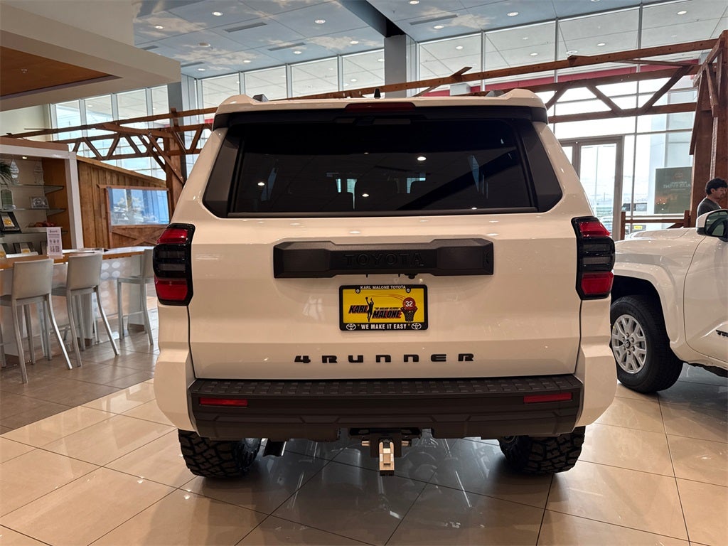 2025 Toyota 4Runner SR5