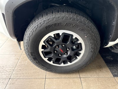 2025 Toyota 4Runner TRD Off-Road