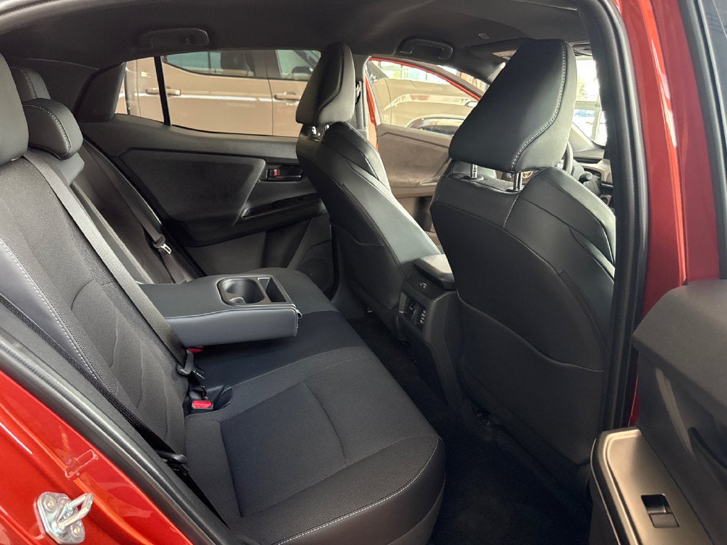 2026 Toyota C-HR SE