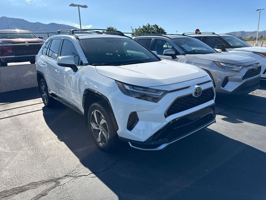 2025 Toyota RAV4 Plug-In Hybrid SE