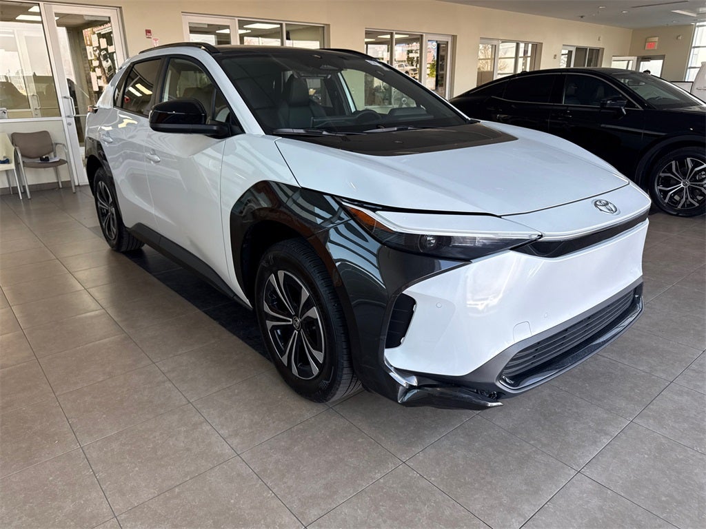 2024 Toyota bZ4X XLE