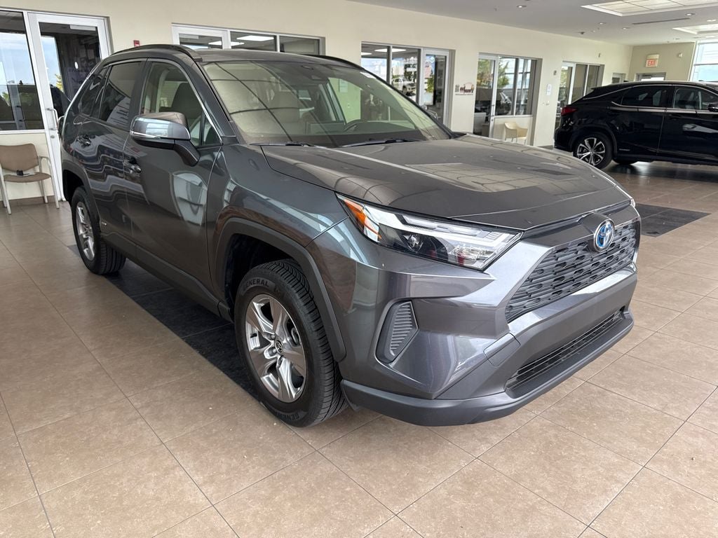 2022 Toyota RAV4 Hybrid XLE