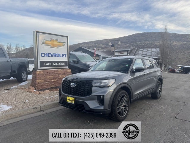 2025 Ford Explorer ST-Line