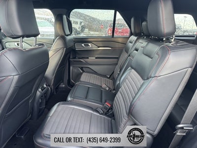 2025 Ford Explorer ST-Line