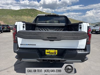 2025 Chevrolet Silverado EV LT