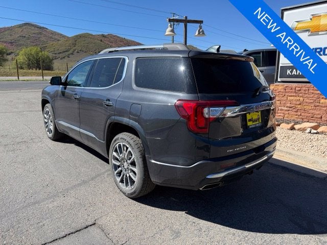 2023 GMC Acadia Denali