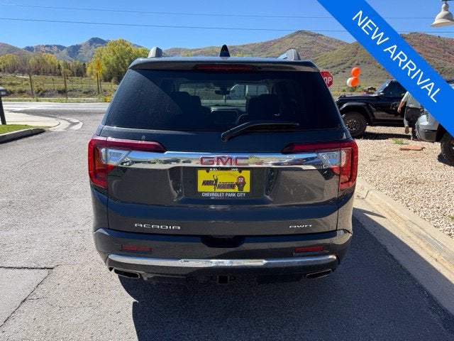 2023 GMC Acadia Denali