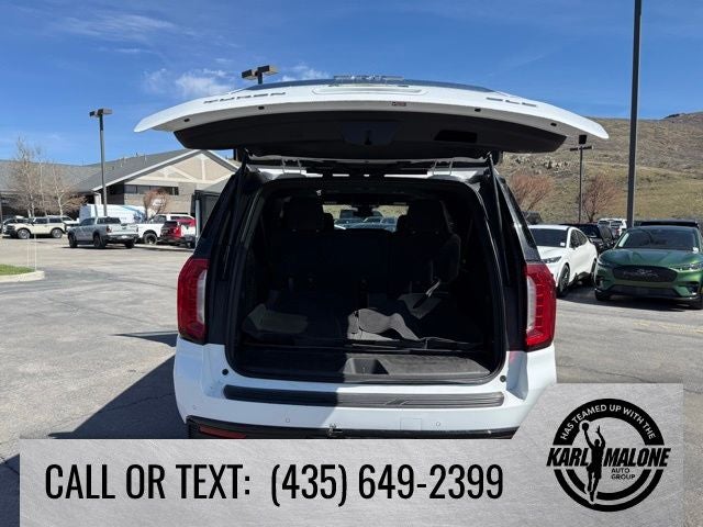 2024 GMC Yukon XL SLE