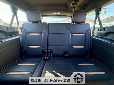 2023 GMC Yukon XL AT4
