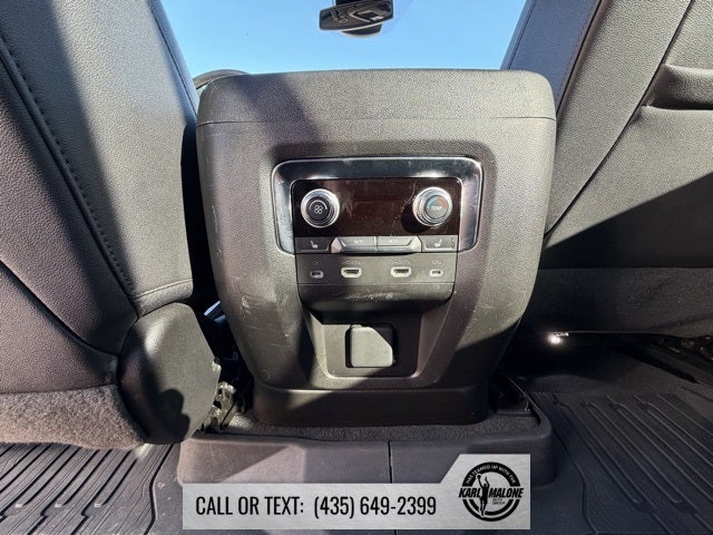 2023 GMC Yukon XL AT4