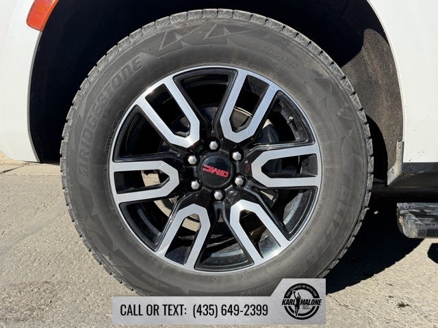 2023 GMC Yukon XL AT4