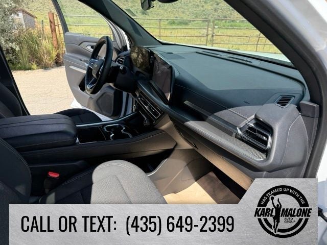 2025 Chevrolet Traverse LT 2LT
