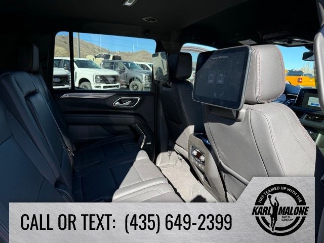 2023 Chevrolet Suburban RST