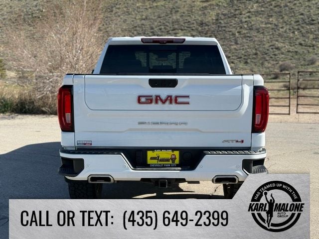 2023 GMC Sierra 1500 AT4