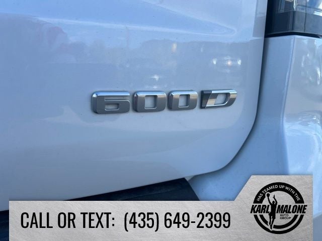 2023 Cadillac Escalade ESV Premium