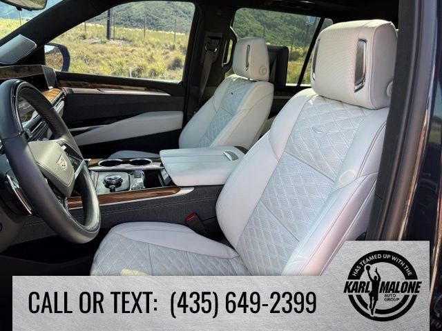 2025 Cadillac Escalade Sport Platinum