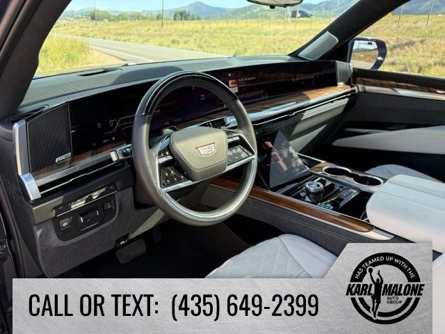 2025 Cadillac Escalade Sport Platinum