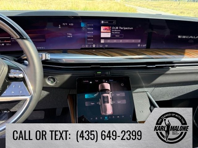 2025 Cadillac Escalade Sport Platinum