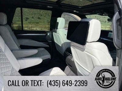 2025 Cadillac Escalade Sport Platinum