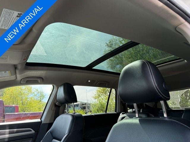 2022 Volkswagen Atlas 3.6L V6 SEL R-Line