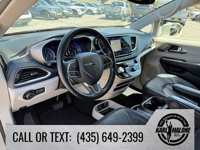 2021 Chrysler Pacifica Touring L