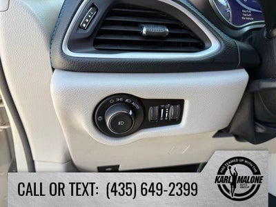 2021 Chrysler Pacifica Touring L