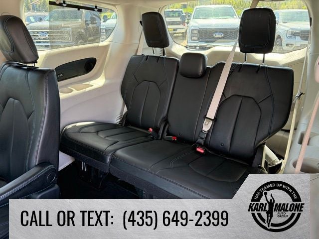 2021 Chrysler Pacifica Touring L