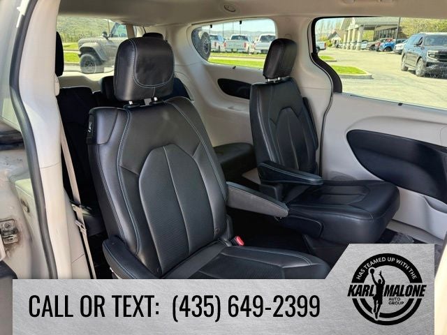 2021 Chrysler Pacifica Touring L