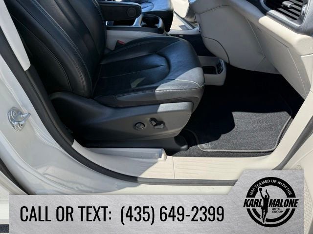 2021 Chrysler Pacifica Touring L