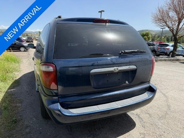 2002 Chrysler Town & Country LXi