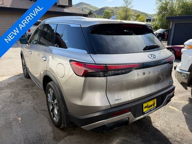 2025 INFINITI QX60 LUXE