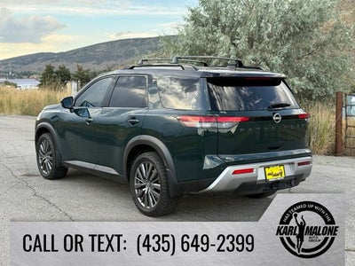 2022 Nissan Pathfinder SL