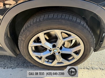 2025 BMW X4 xDrive30i