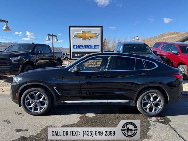 2025 BMW X4 xDrive30i