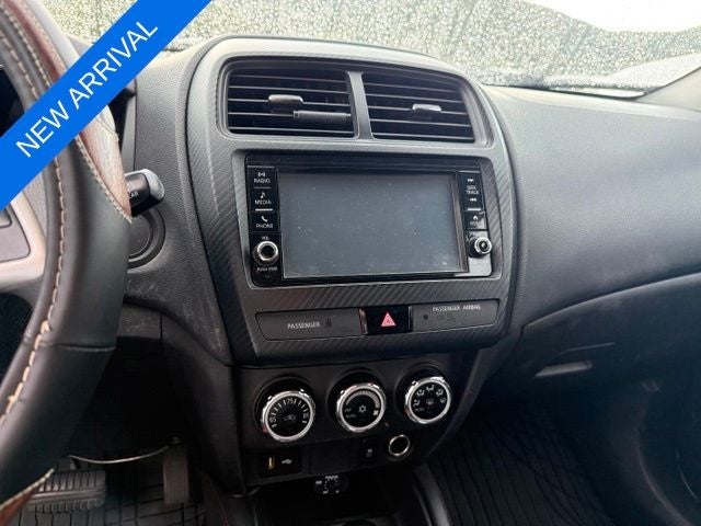2019 Mitsubishi Outlander Sport ES 2.0