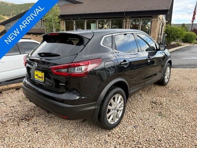 2022 Nissan Rogue Sport S