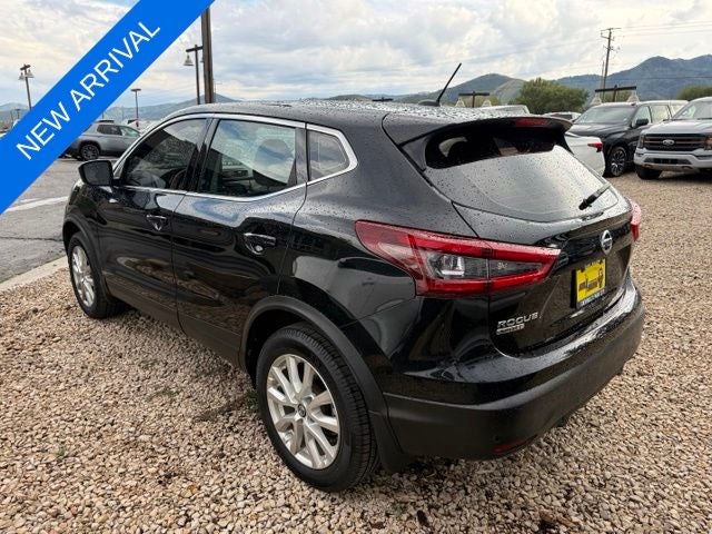 2022 Nissan Rogue Sport S