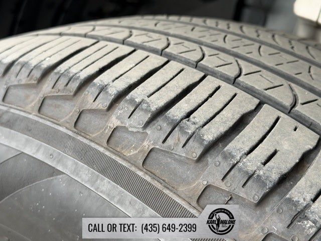 2025 Land Rover Defender 110 S