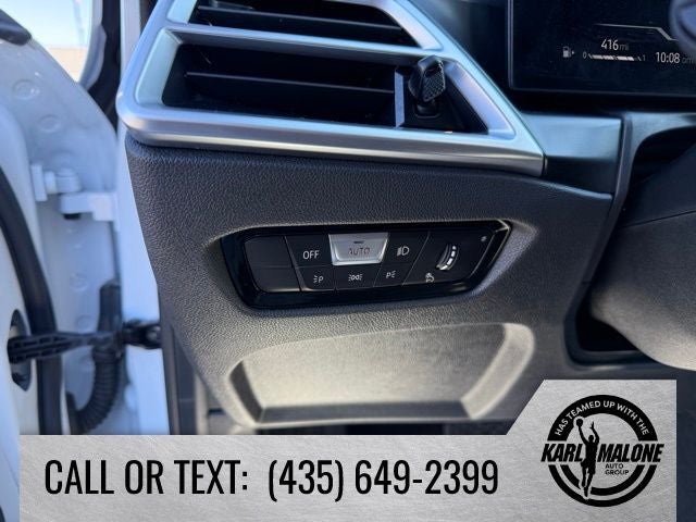 2025 BMW 3 Series 330i xDrive