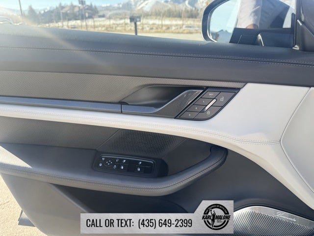 2023 Porsche Taycan Cross Turismo Turbo S