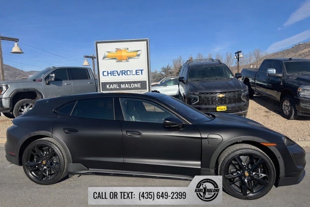 2023 Porsche Taycan Cross Turismo Turbo S