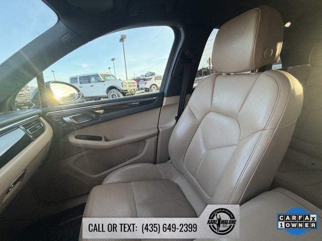 2020 Porsche Macan Base