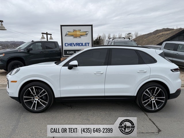 2024 Porsche Cayenne Base