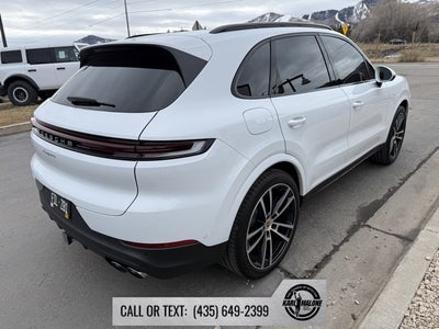 2024 Porsche Cayenne Base