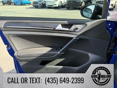 2016 Volkswagen Golf R Base 4Motion