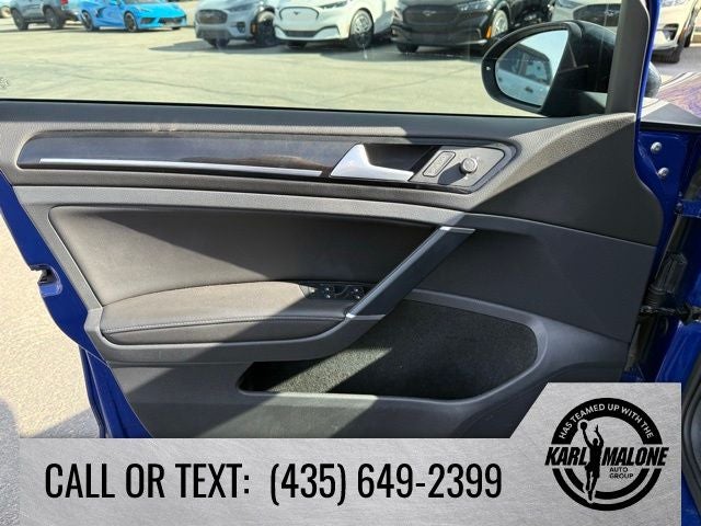 2016 Volkswagen Golf R Base 4Motion