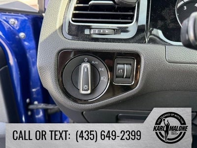 2016 Volkswagen Golf R Base 4Motion