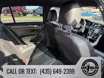 2016 Volkswagen Golf R Base 4Motion