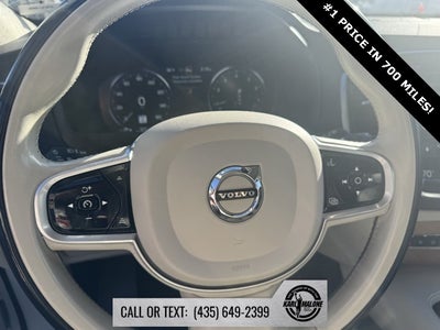 2022 Volvo XC90 T6 Momentum