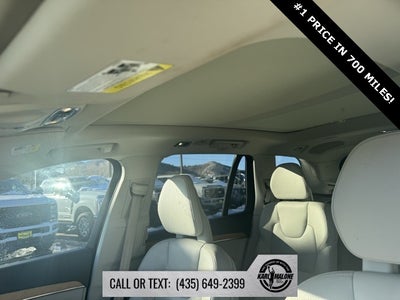 2022 Volvo XC90 T6 Momentum